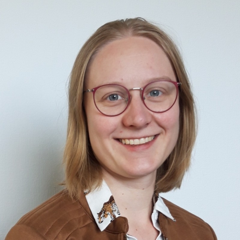 Pasfoto Jeannica Ezendam